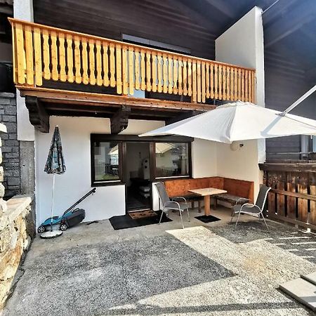 Appartment Fuzzy Сьолден Екстериор снимка