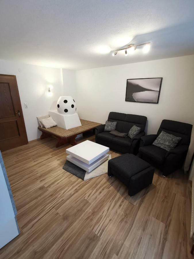 Appartment Fuzzy Сьолден Екстериор снимка